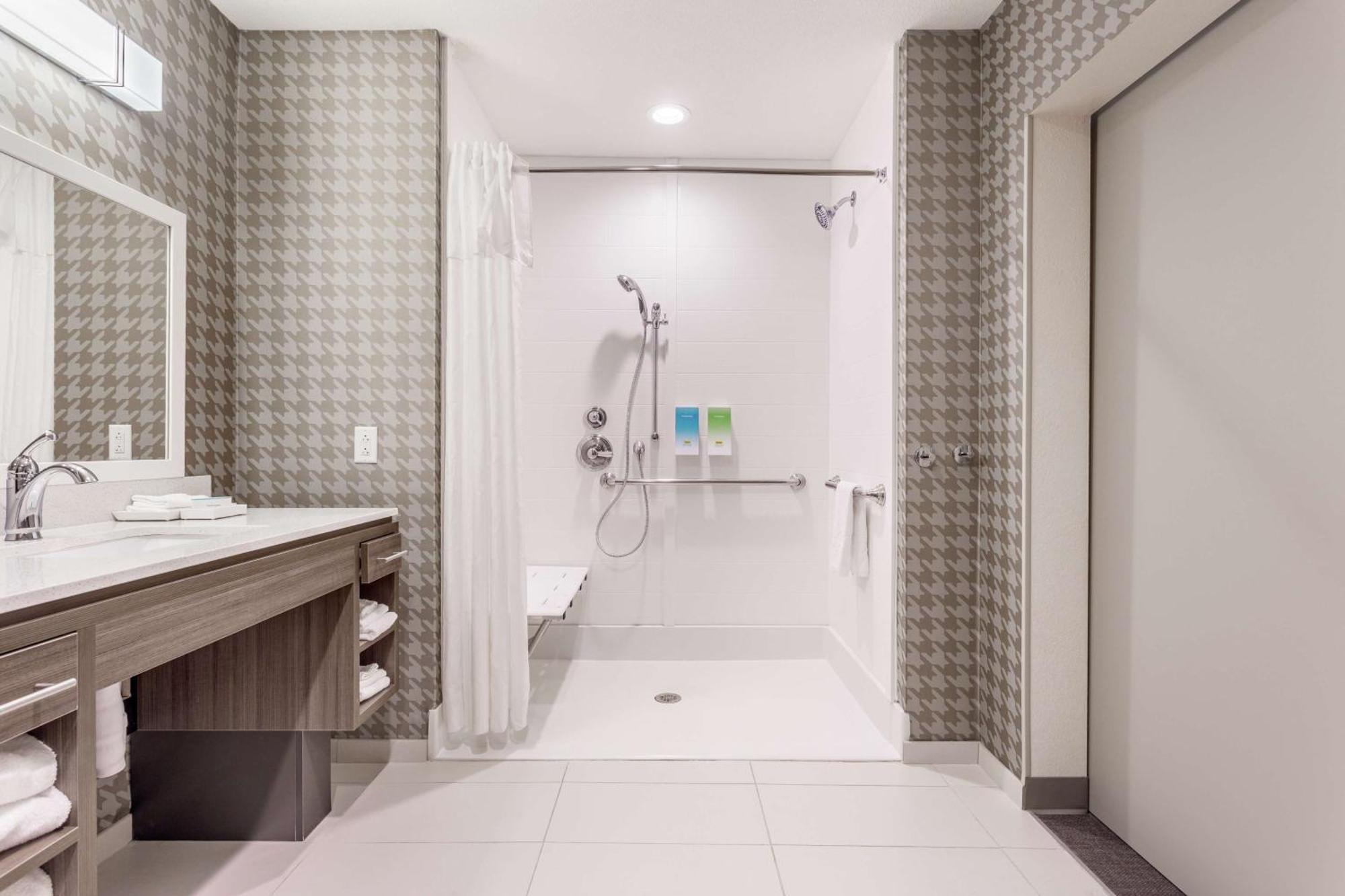 Home 2 Suites By Hilton Indianapolis Northwest Экстерьер фото